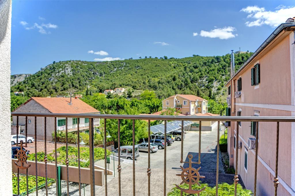 Hotel Skradinski Buk Exterior photo